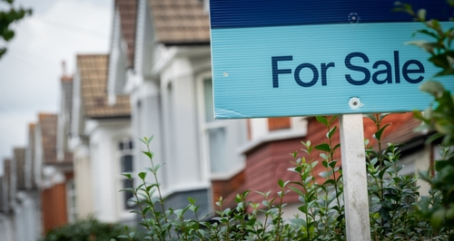 A Comprehensive Guide to Purchasing a House Without Viewing in the UK