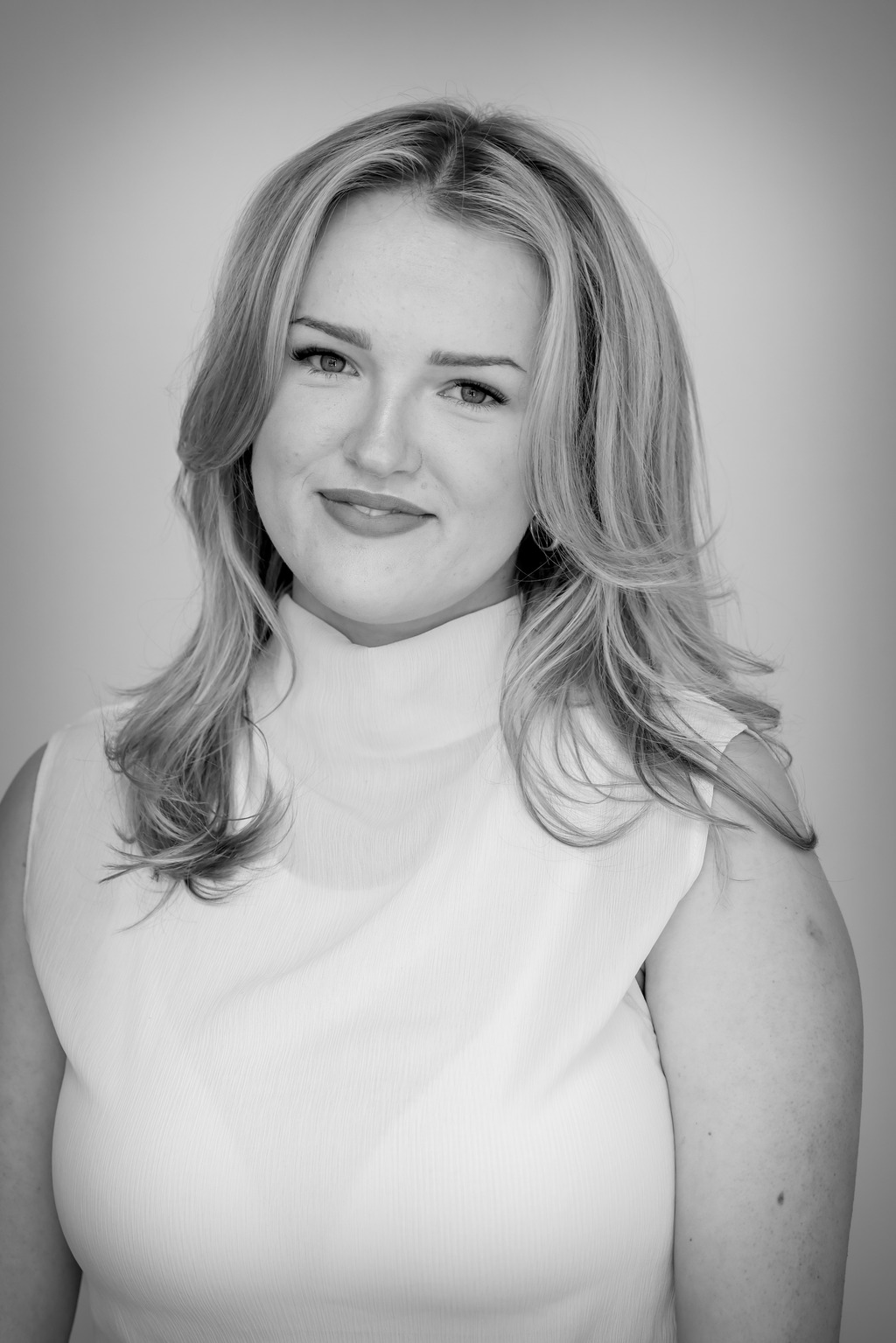 Wollens Welcomes Five New Trainee Solicitors - Wollens Solicitors Devon